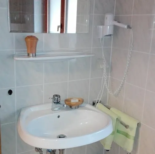 Farm stay Barzaunerhof *